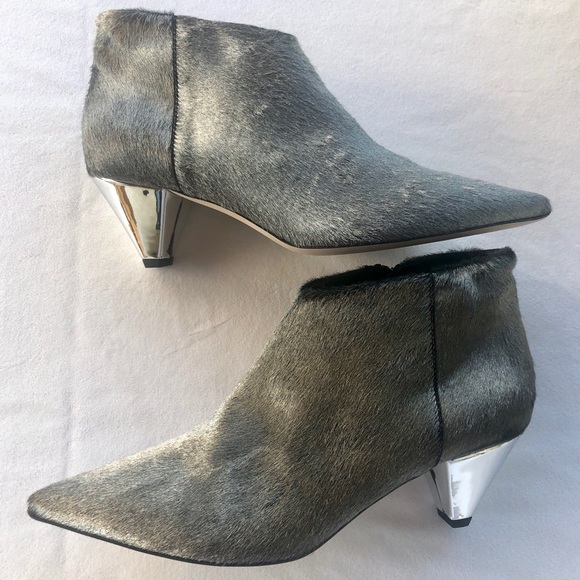 Butter Shoes - Butter “Weston” haircalf ankle bootie sz 9
